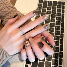 Earl Grey Mocha press-on nails detail image