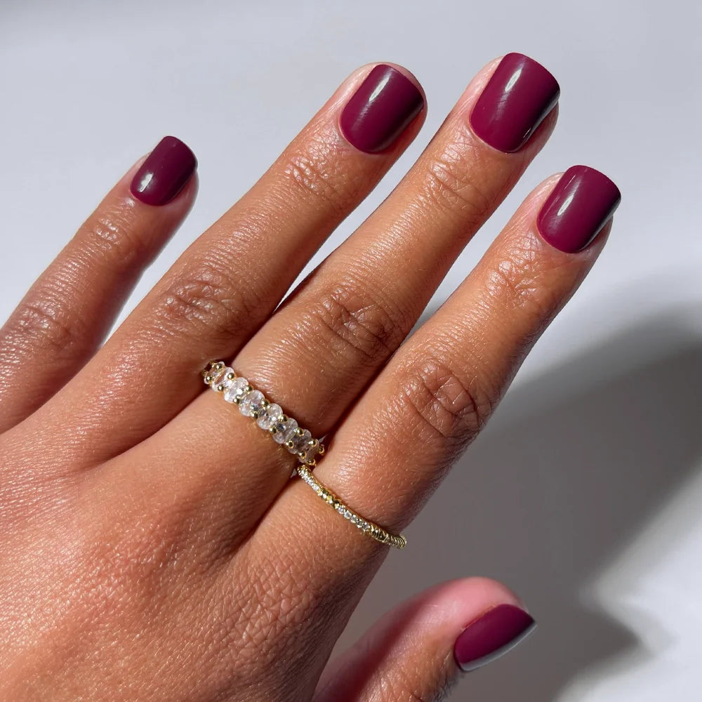 Berry Baby press-on nails in red shade