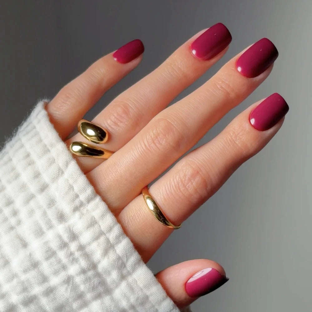 Berry Crush press-on nails in red shade