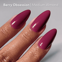 Lisawu Berry Tempted press-on nails manicure close-up