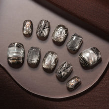 Black Pearl Web Short Round
