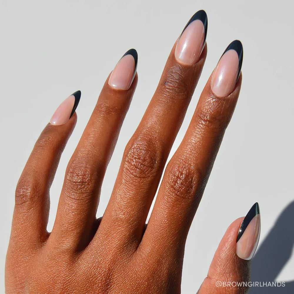 Black Truffle press-on nails in black shade