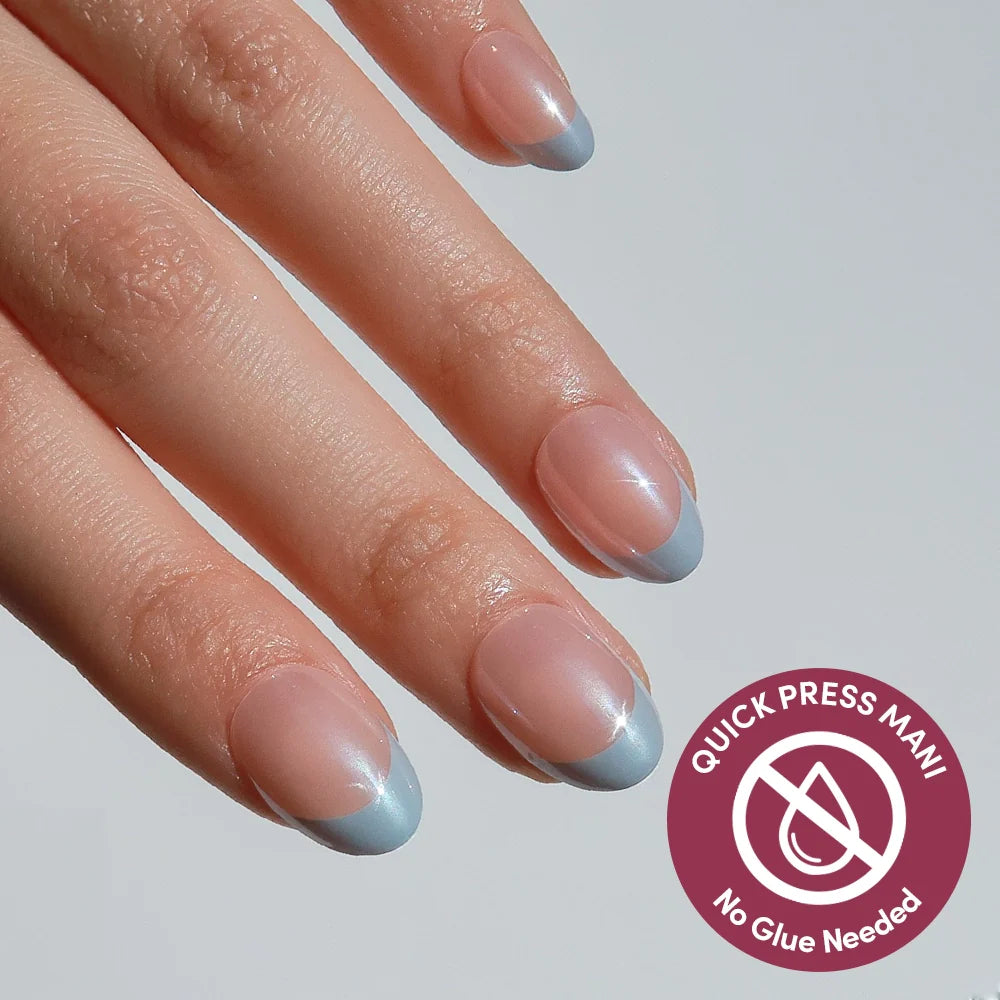 Blue Halo press-on nails in blue shade