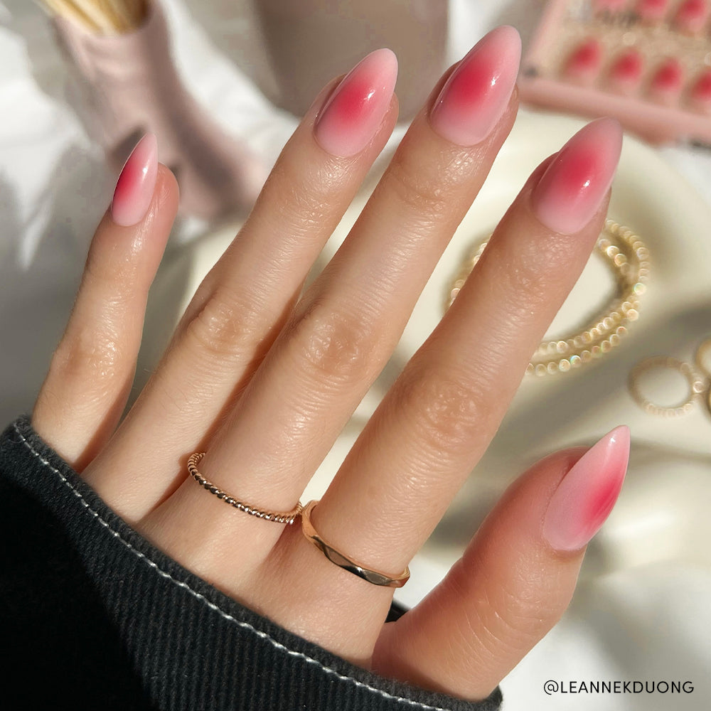 Lisawu Blushing Aura press-on nails manicure lifestyle photo
