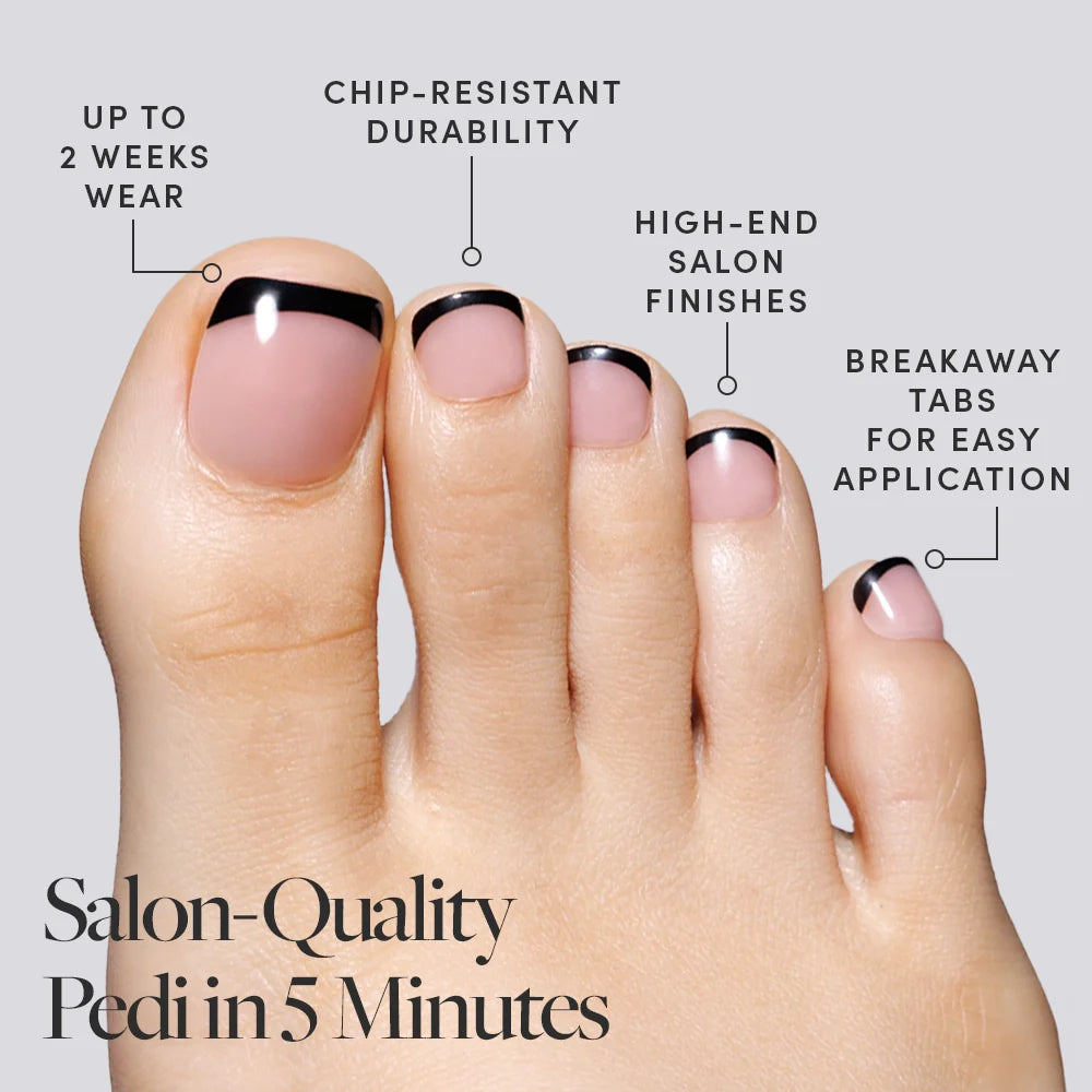 Caviar Toenail press-on nail design - french tip style detail