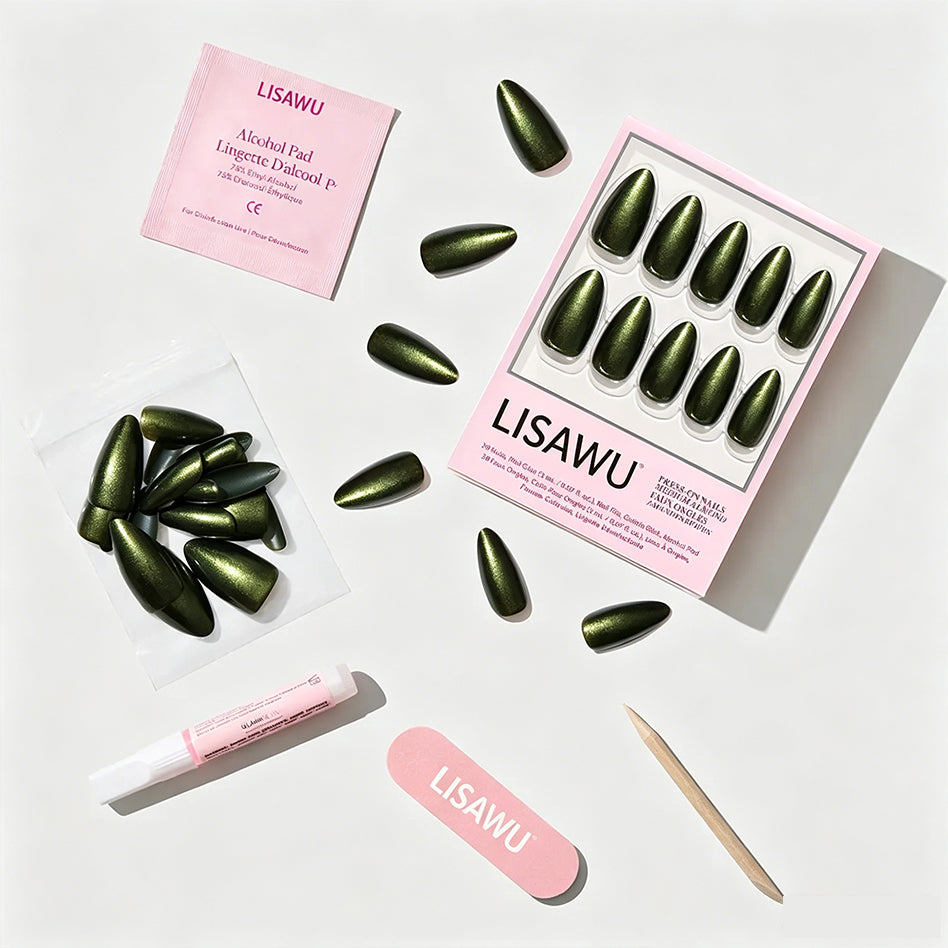 Cutie Pine press-on nail design - chrome style detail