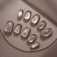 Lisawu Earl Grey Latte Short Square press-on nails detail view