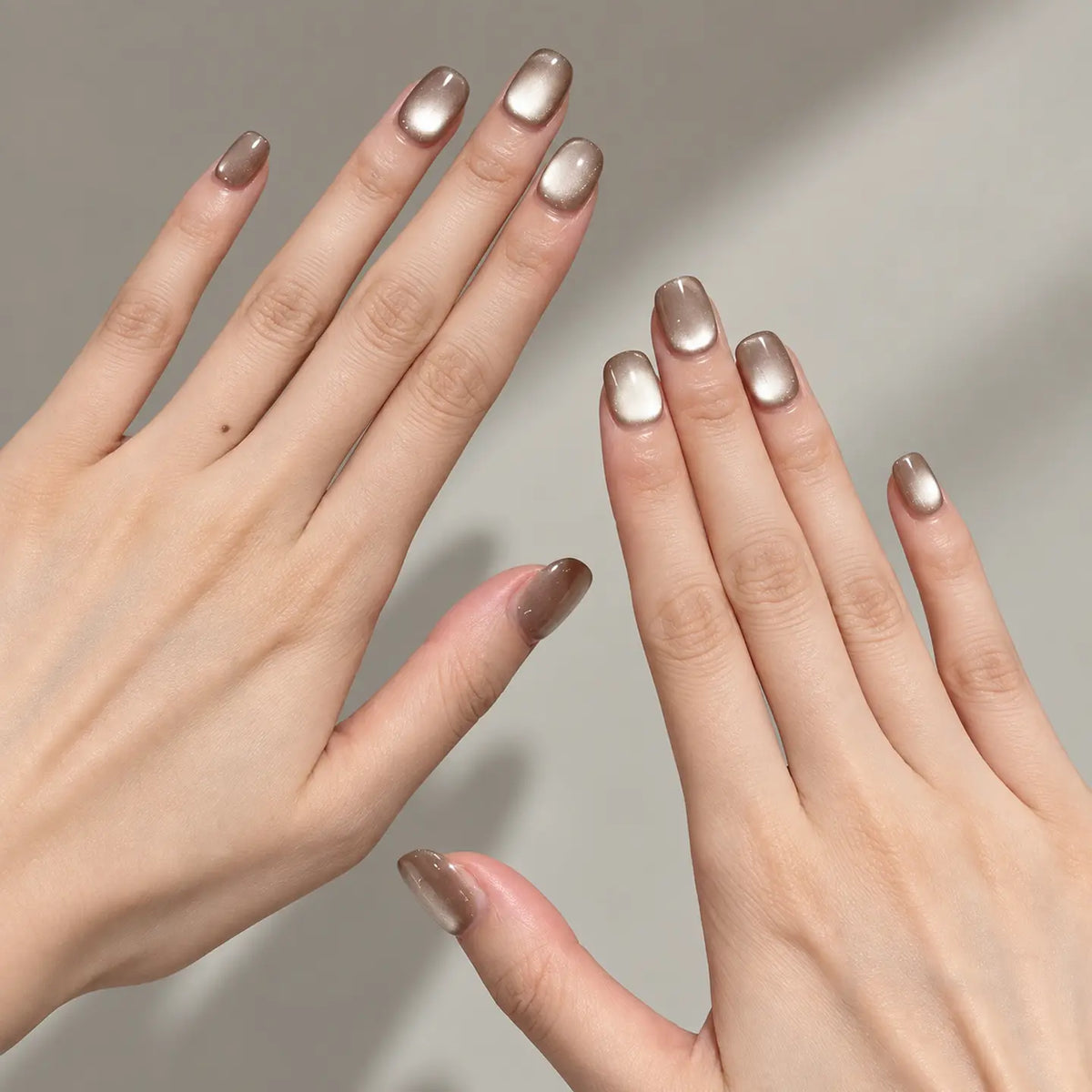 Lisawu Earl Grey Latte Short Square press-on nails detail view