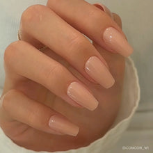 Exposed press-on nails - coffin shape, medium length