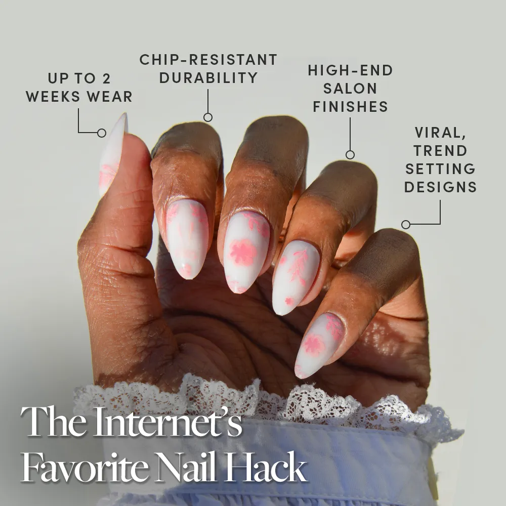 Fleur Amour press-on nail design - accent nail style detail