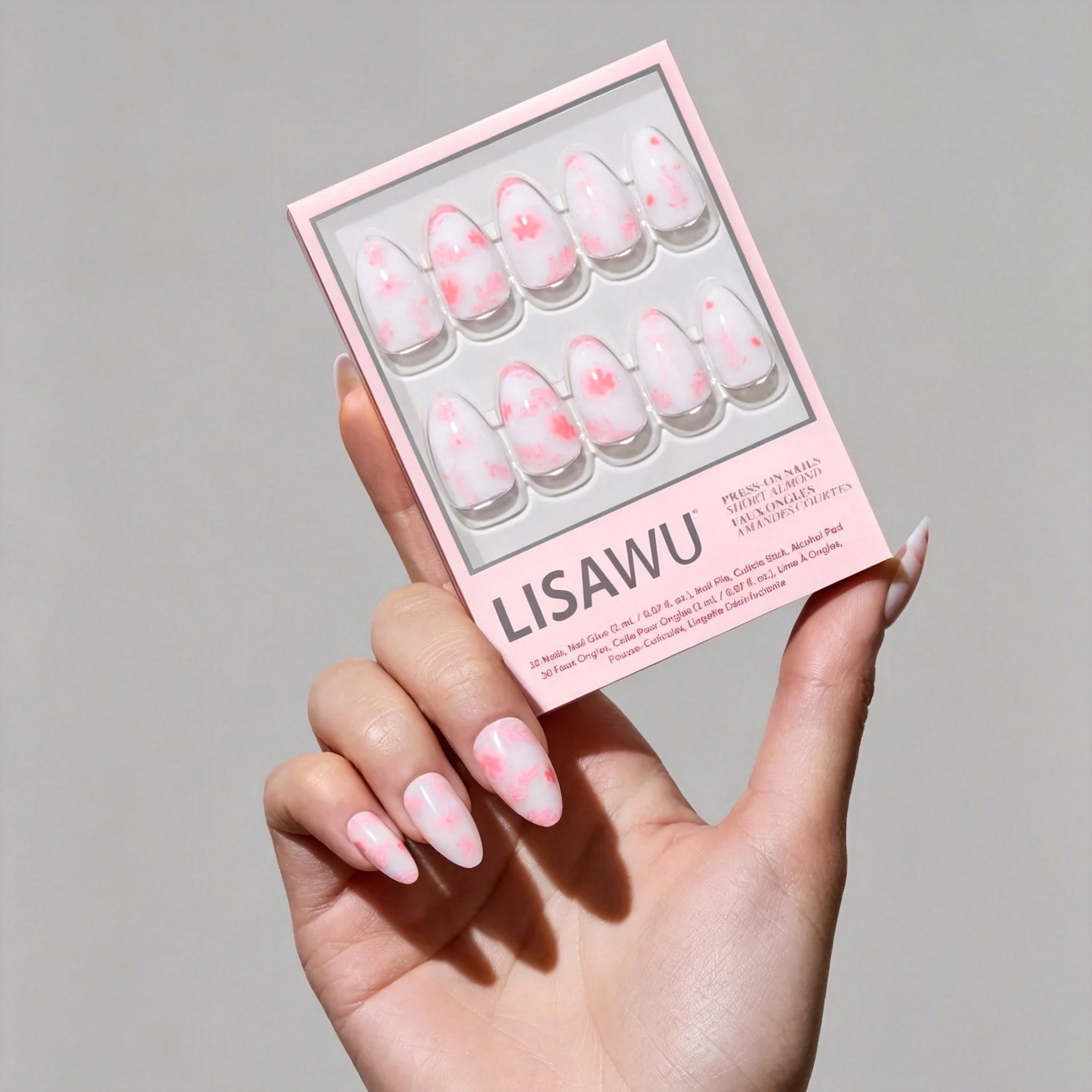 Fleur Amour press-on nails in white shade