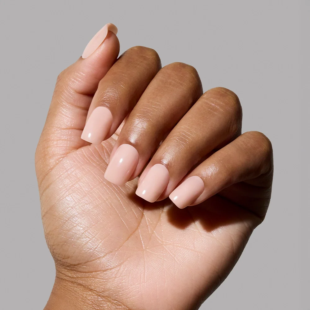 FOR THE "IT" GIRLS press-on nail design - solid color style detail
