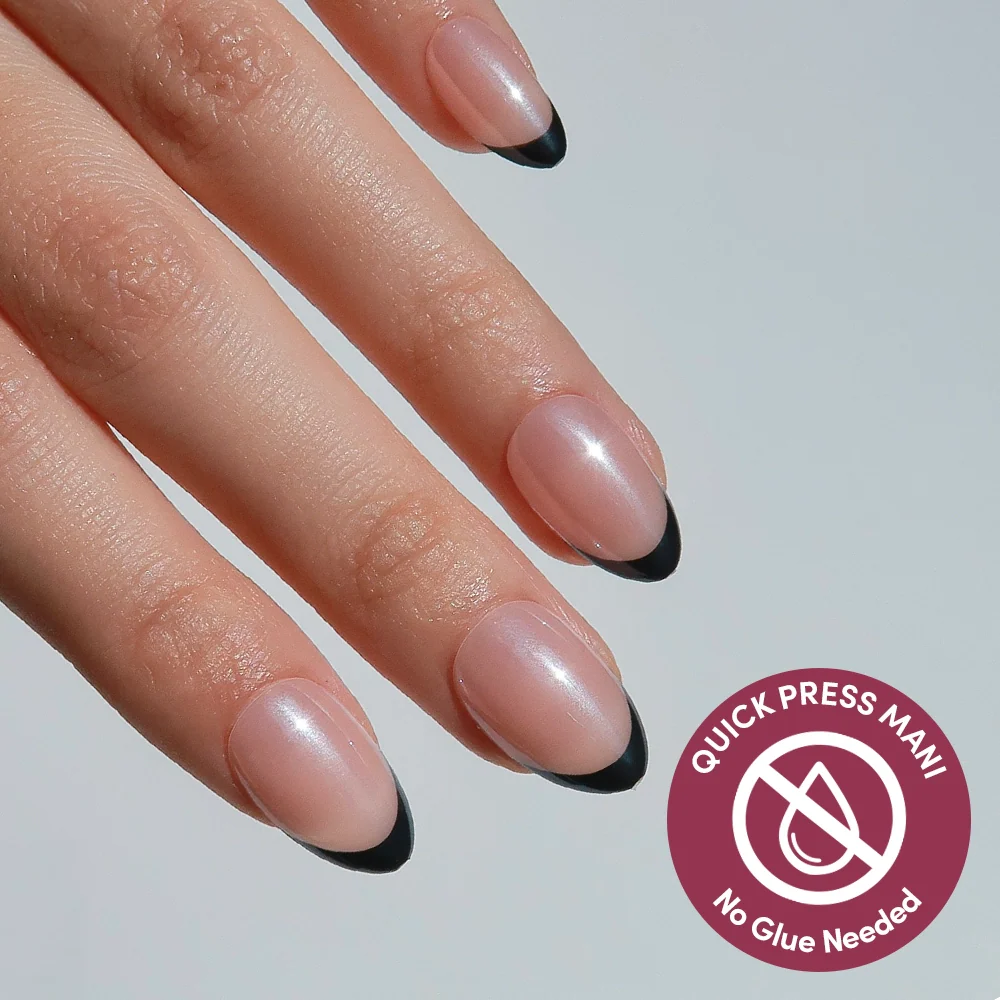 French Noir press-on nails in black shade