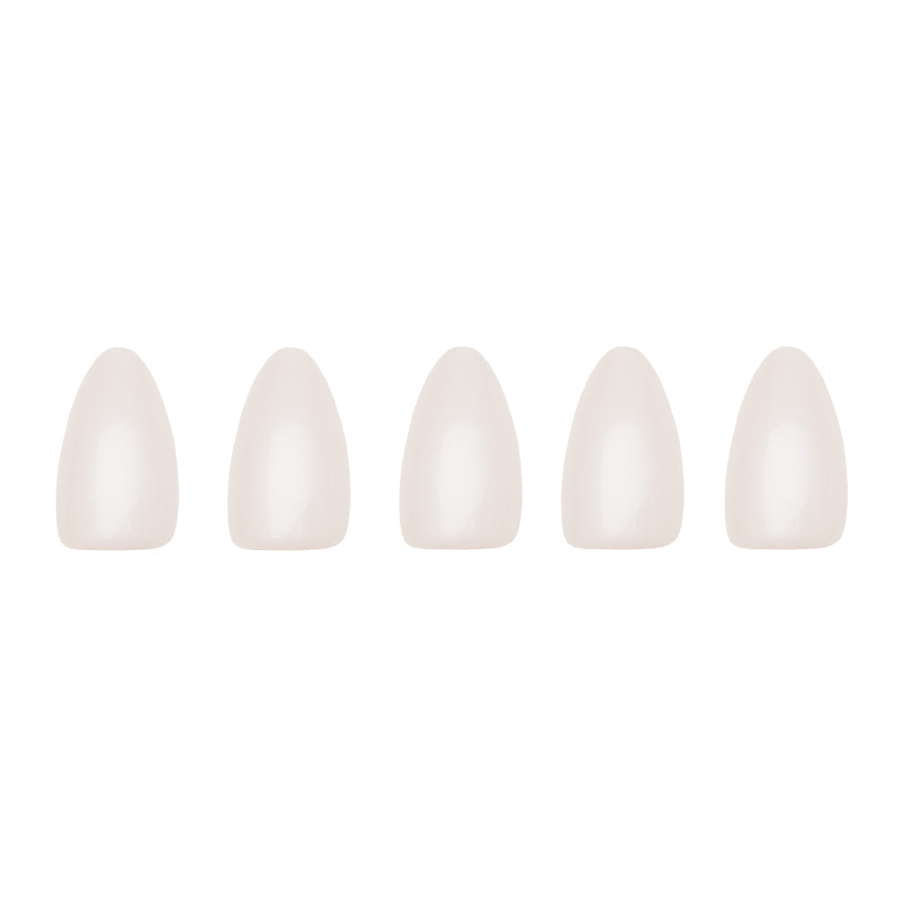 Hailey press-on nails - almond shape, short length