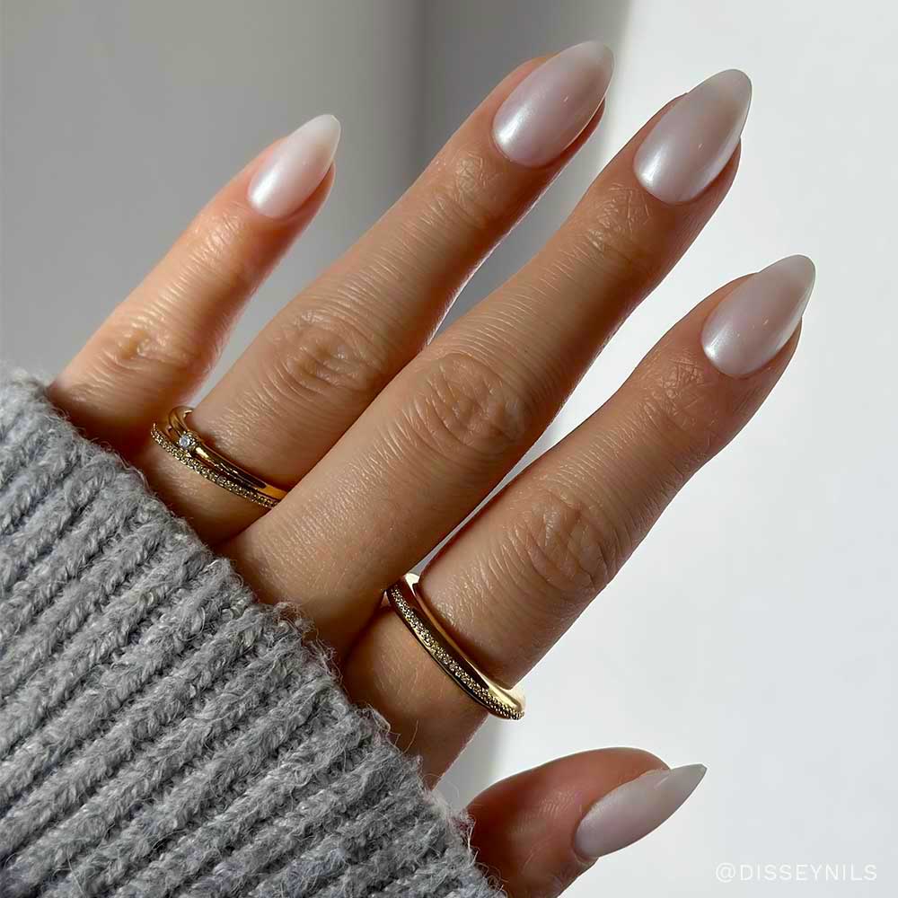 Hailey press-on nails in silver shade