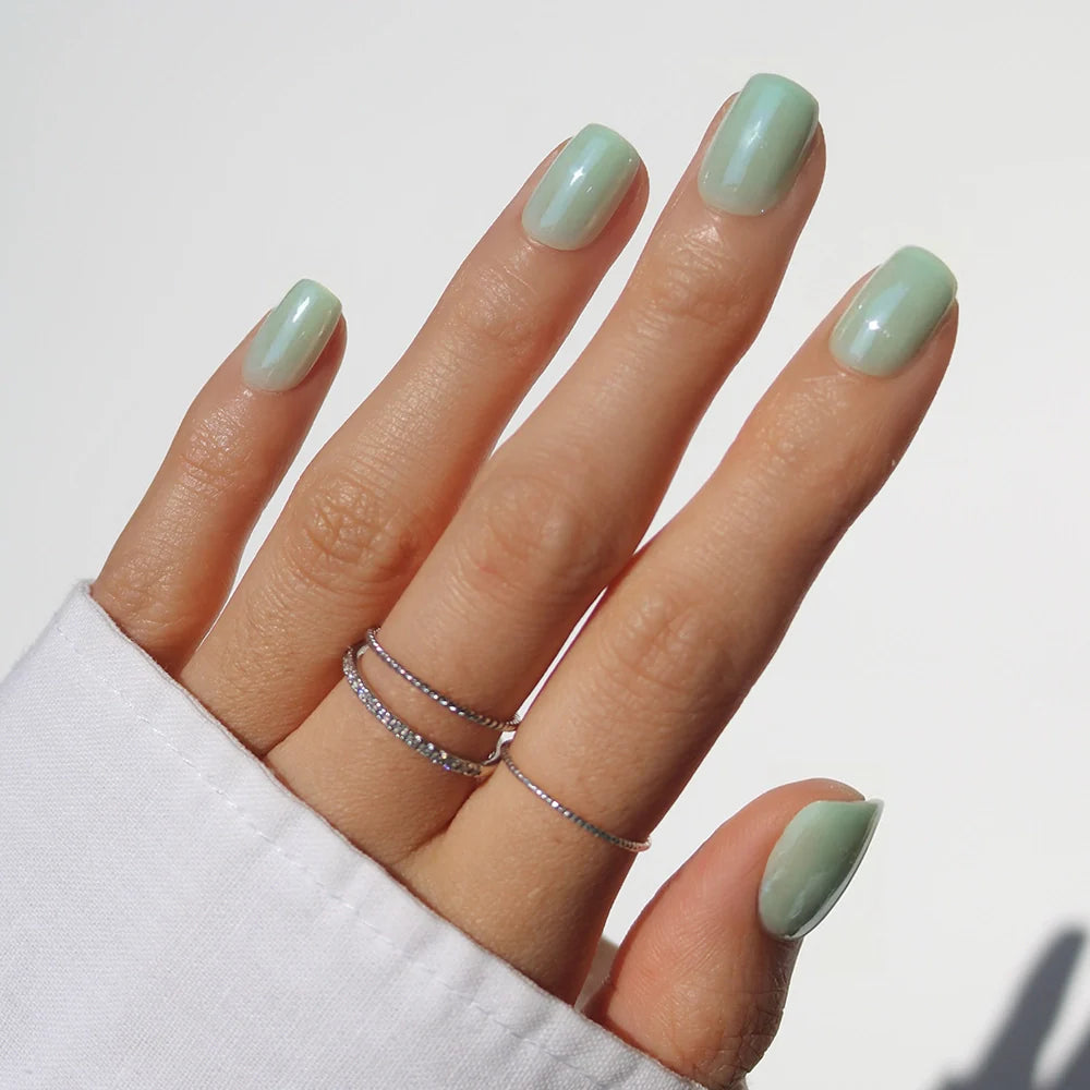 Honeydewy press-on nails in green shade