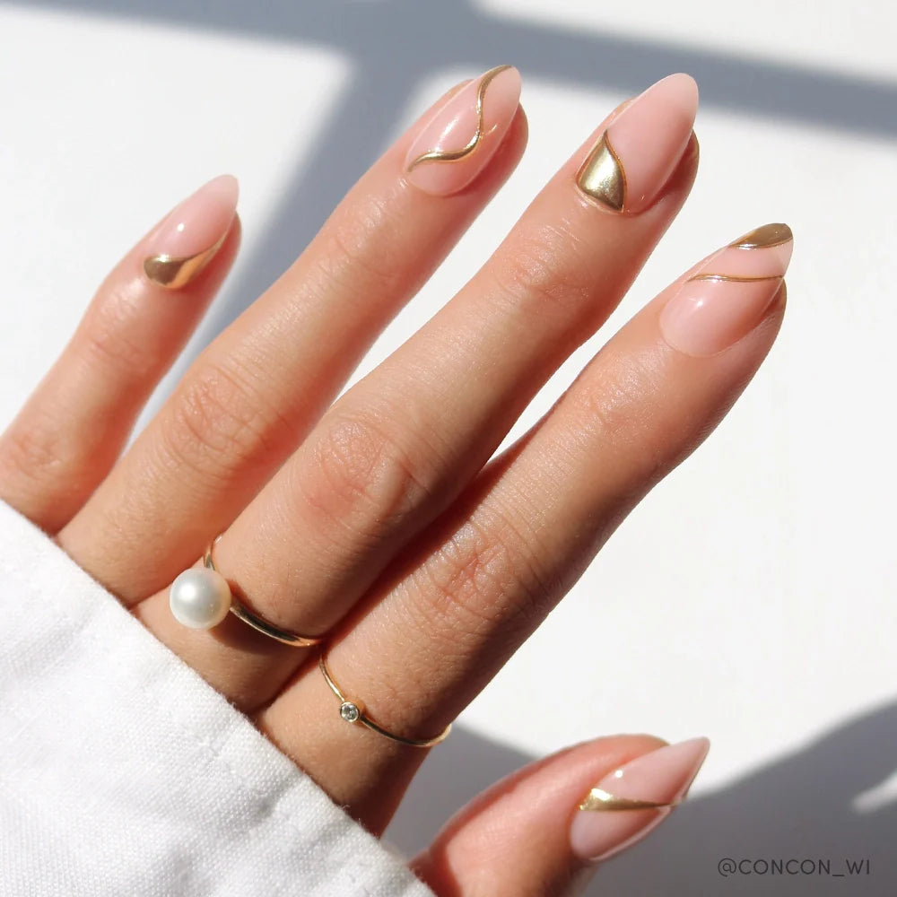 I AM A RICH MAN? press-on nails in gold shade