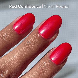 Lisawu It-Girl Red press-on nails manicure close-up