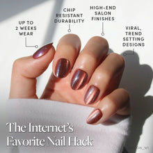Magnetic Moscow press-on nails - oval shape, short length