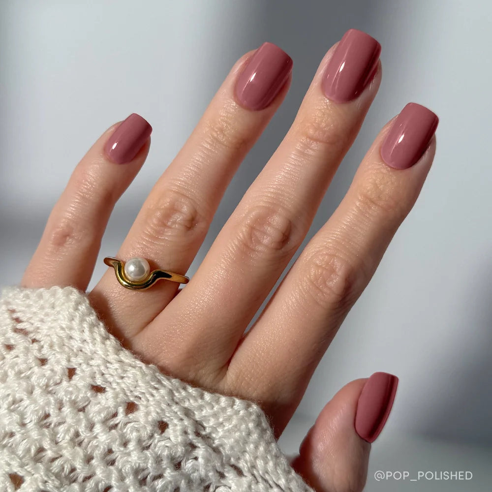 Mauve On press-on nails in pink shade