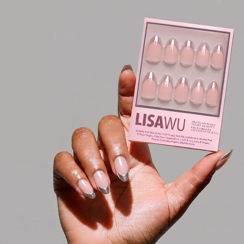 Mirror Mirror press-on nails with chrome finish