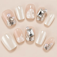 LISAWU Moonlit Glow Press-On Nails - Image 1