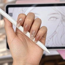 LISAWU Orbit Press-On Nails - Image 3