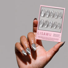 Oslo press-on nails with glossy finish