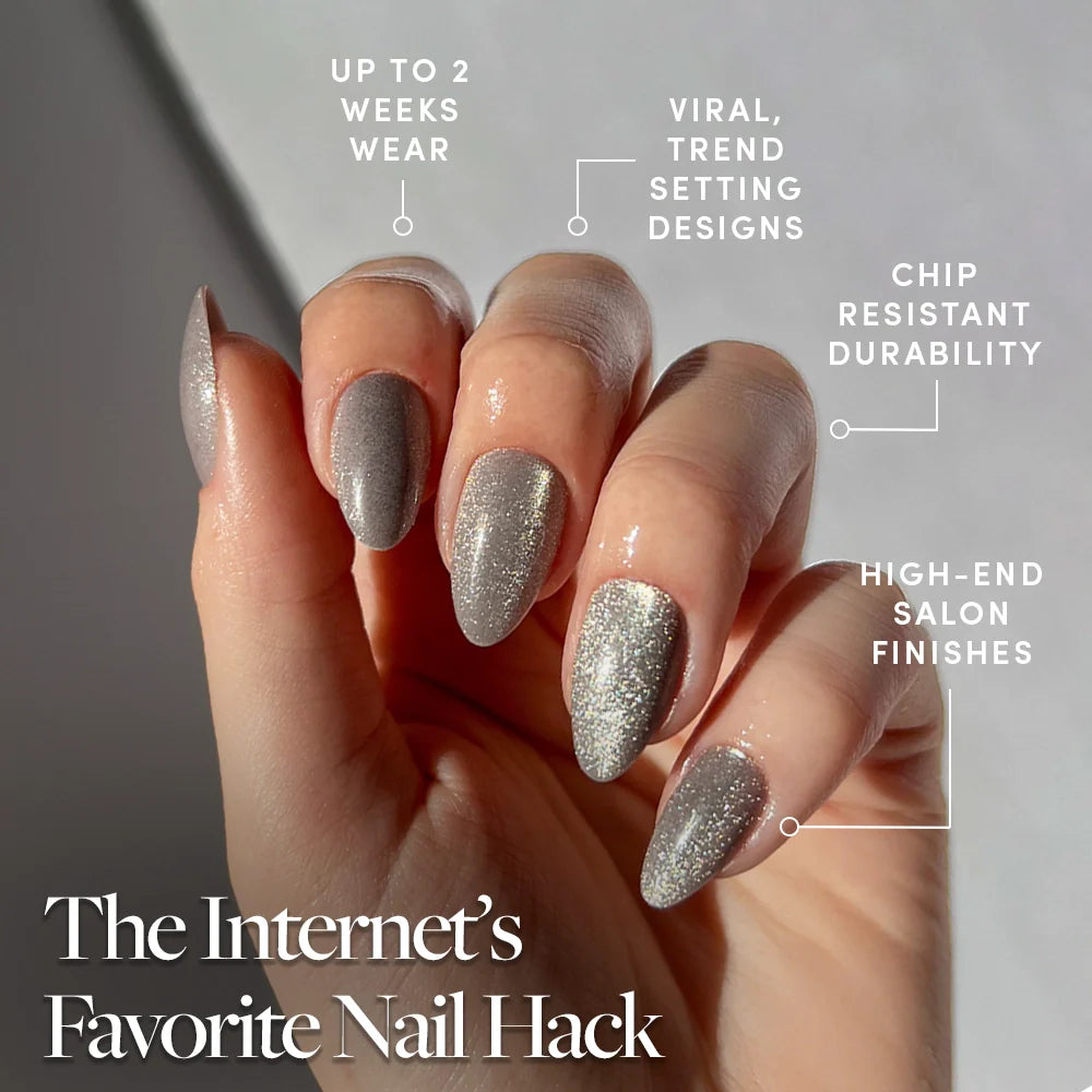 Oslo press-on nails - almond shape, short length