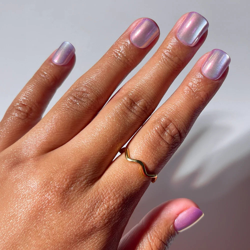 Oyster Baby press-on nails in blue shade