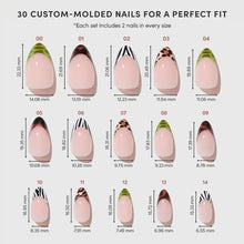 LISAWU Patterned Almond accent nail detail