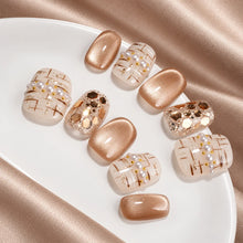 LISAWU Pearl Plaid Press-On Nails - Image 6