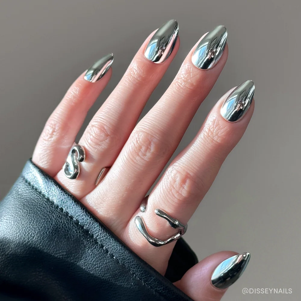 Platinum press-on nails with metallic chrome finish