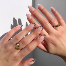 Polka In Positano press-on nails in black shade