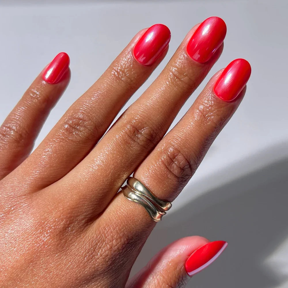 Red Confidence press-on nails in red shade