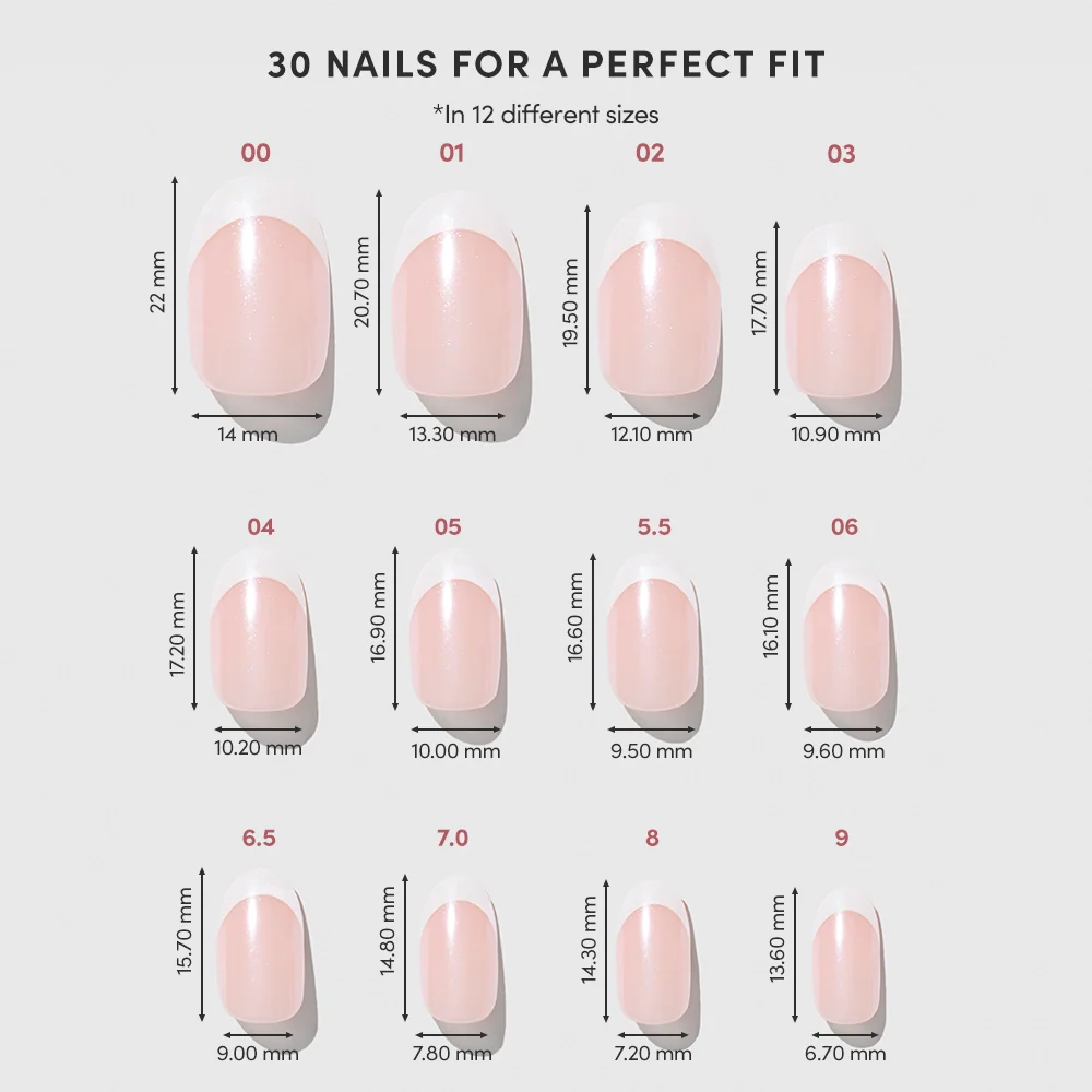 She's a Pearl press-on nails with glossy finish
