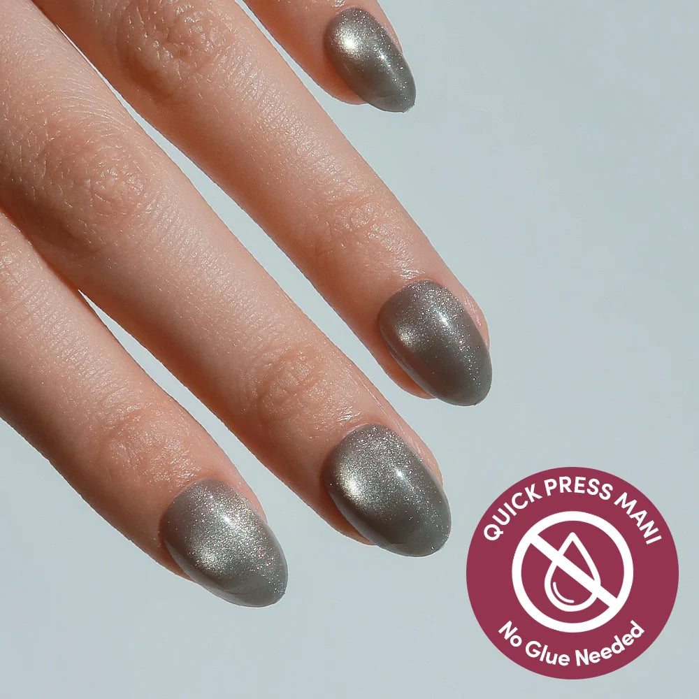 Sparkly Moss press-on nails in green shade