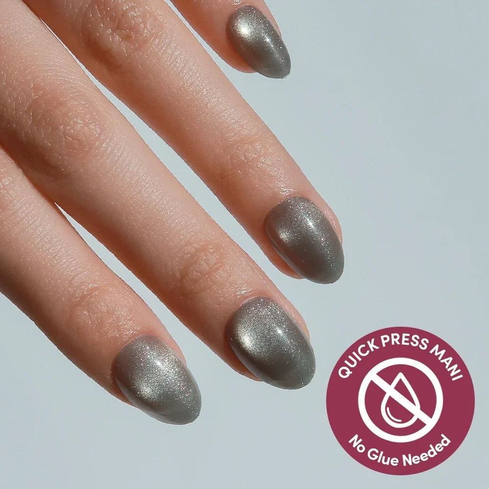 Sparkly Moss press-on nails in green shade
