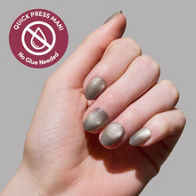 Sparkly Moss press-on nails - oval shape, extra short length