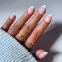 Summer Fresco press-on nails in blue shade