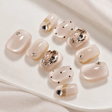 LISAWU Swan Lake Press-On Nails - Image 5