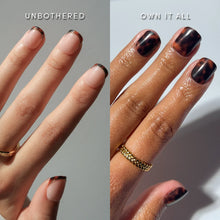 Lisawu The Super Short Tortoiseshell Duo press-on nail bundle manicure lifestyle photo