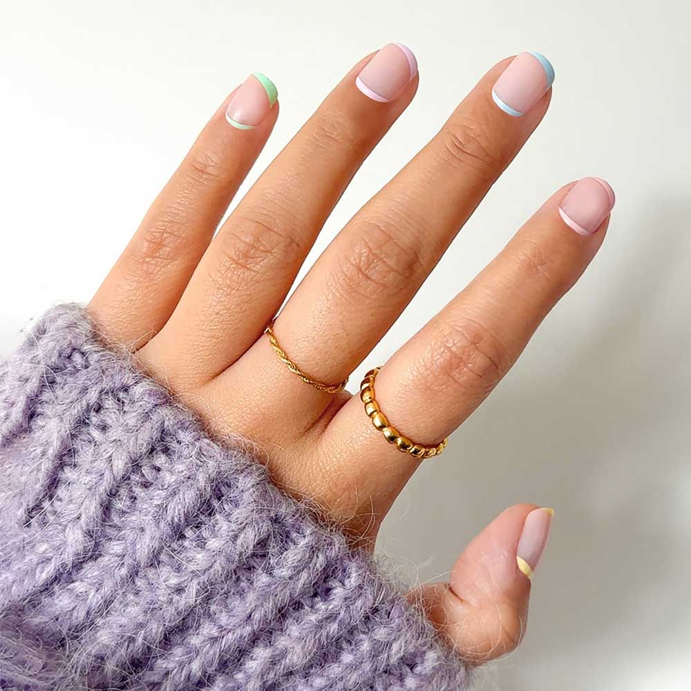 Tutti Frutti press-on nails in blue shade