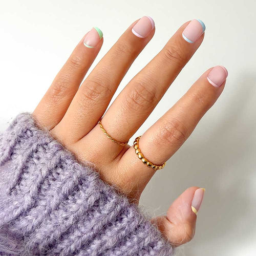 Tutti Frutti press-on nails in blue shade