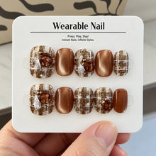 LISAWU Vintage Elegance Press-On Nails - Image 5